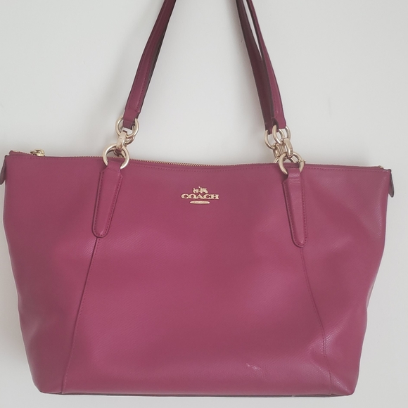 Coach shoulder bag - Picture 1 of 7